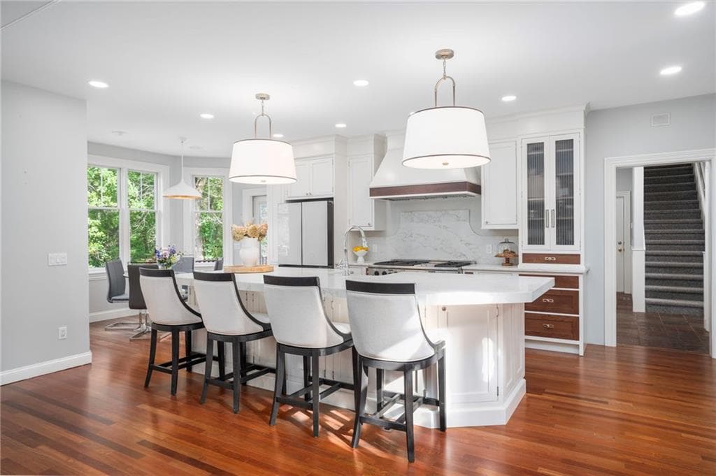 Single Family Residence at 357 Congdon Drive, South Kingstown, photo 15 of 47