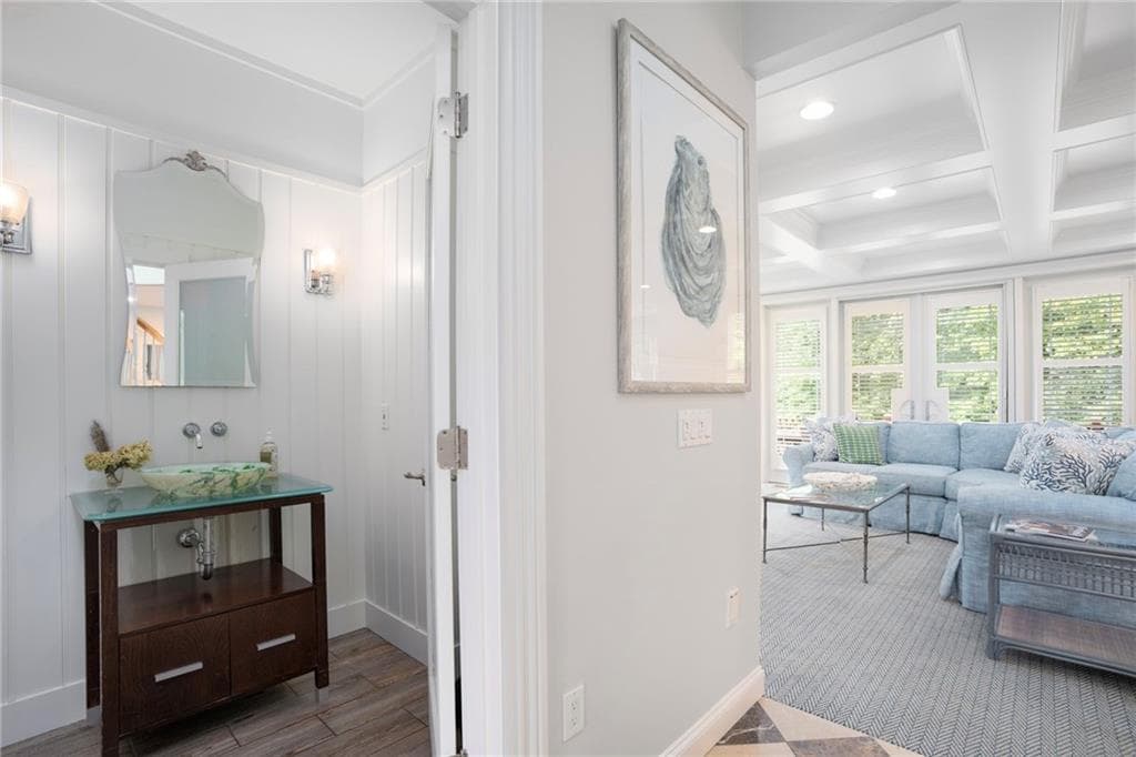 Single Family Residence at 357 Congdon Drive, South Kingstown, photo 11 of 47