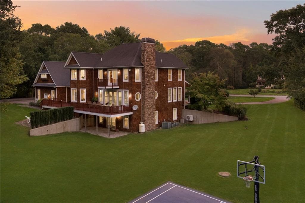Single Family Residence at 357 Congdon Drive, South Kingstown, photo 44 of 47