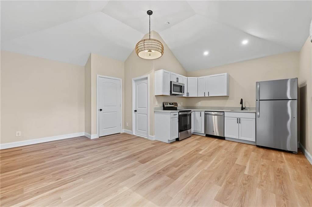 Multi Family at 211 Carpenter Street, Providence, photo 33 of 48