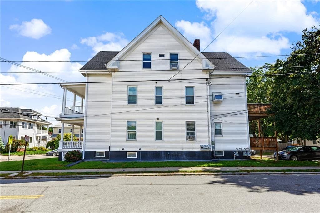 Multi Family at 986 Smith Street, Providence, photo 27 of 31