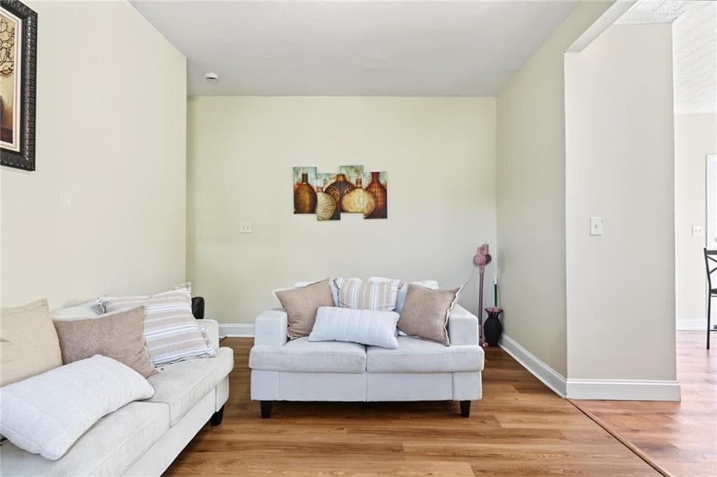 Multi Family at 986 Smith Street, Providence, photo 15 of 31