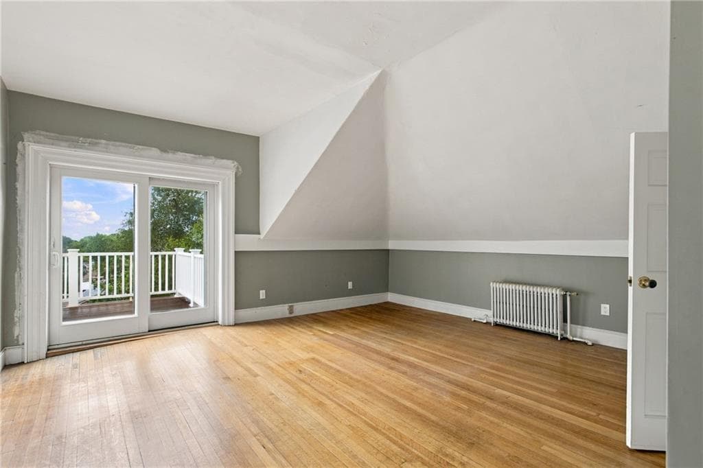 Condominium at 46 Chastellux Avenue UNIT M7, Newport, photo 9 of 20