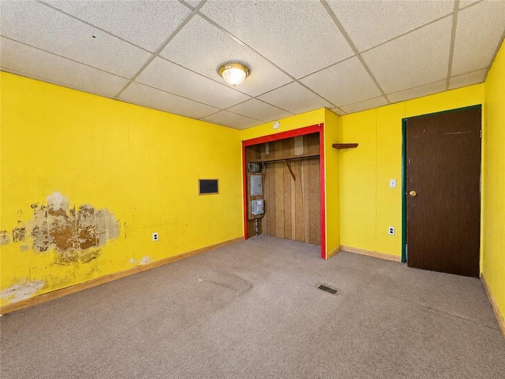 Single Family Residence at 32 Torch Lane, Coventry, photo 23 of 29