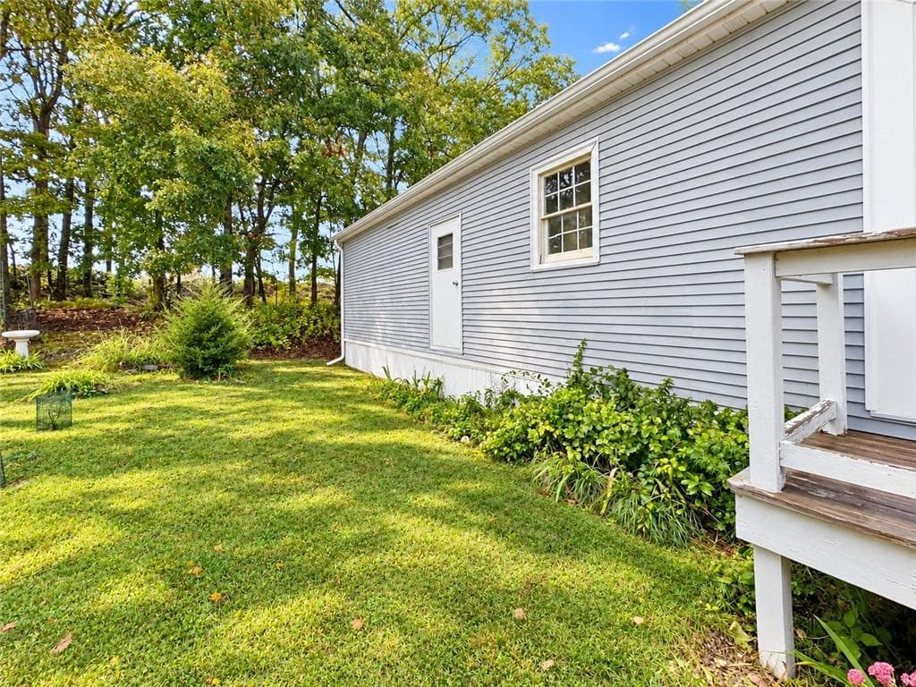 Single Family Residence at 32 Torch Lane, Coventry, photo 5 of 29