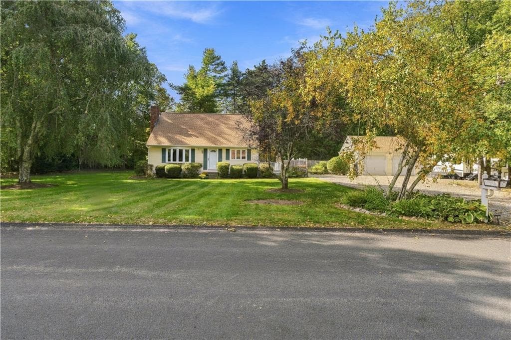 Single Family Residence at 6 Crestmont Drive, Richmond, photo 2 of 50
