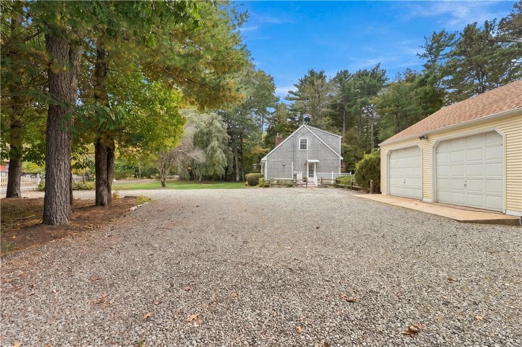 Single Family Residence at 6 Crestmont Drive, Richmond, photo 13 of 50
