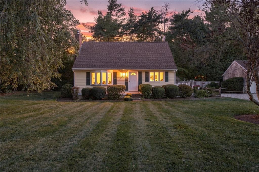 6 Crestmont Drive