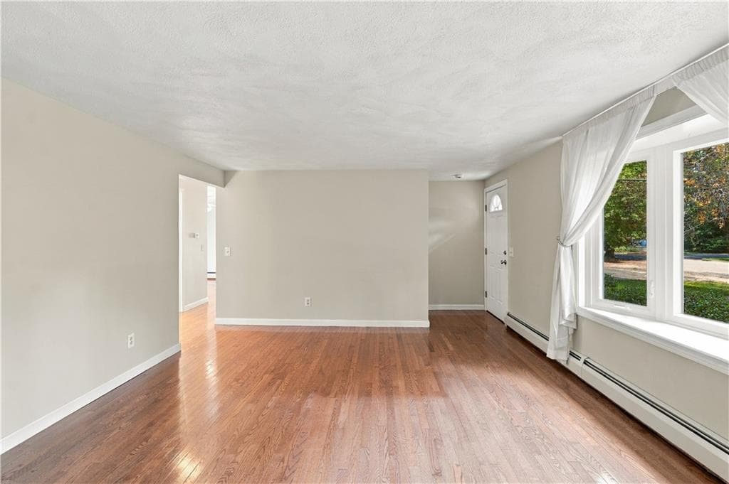 Single Family Residence at 6 Crestmont Drive, Richmond, photo 30 of 50