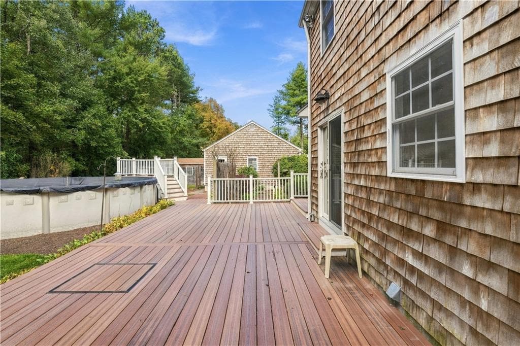 Single Family Residence at 6 Crestmont Drive, Richmond, photo 14 of 50