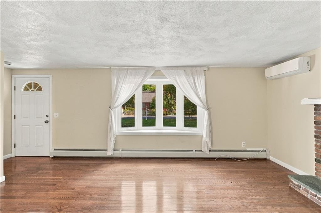 Single Family Residence at 6 Crestmont Drive, Richmond, photo 29 of 50