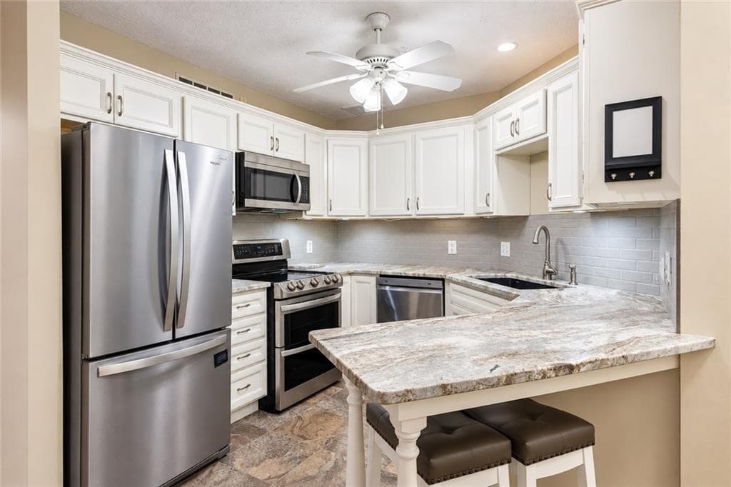 Condominium at 2 School Street UNIT 125, Lincoln, photo 12 of 20