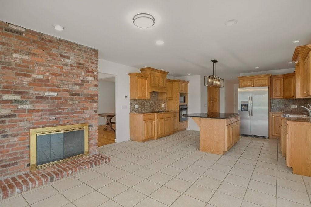 Single Family Residence at 139 Lambie Circle, Portsmouth, photo 22 of 50
