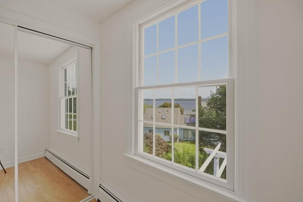 Single Family Residence at 139 Lambie Circle, Portsmouth, photo 32 of 50