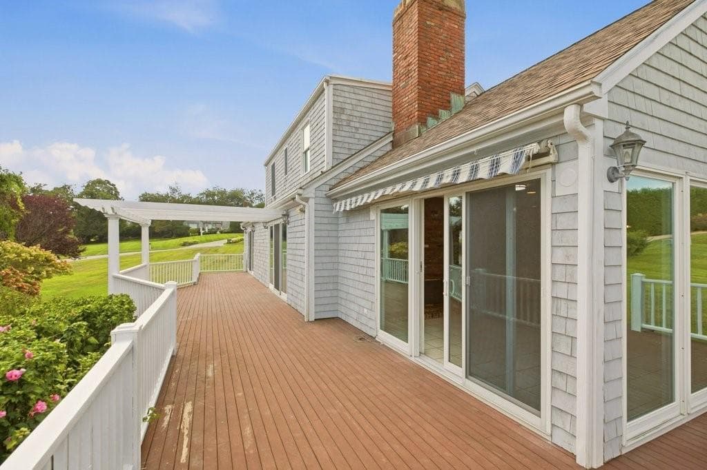Single Family Residence at 139 Lambie Circle, Portsmouth, photo 24 of 50