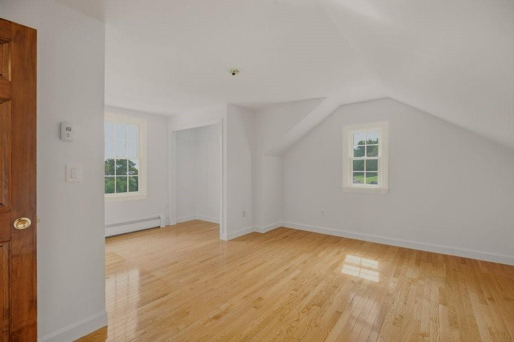 Single Family Residence at 139 Lambie Circle, Portsmouth, photo 34 of 50