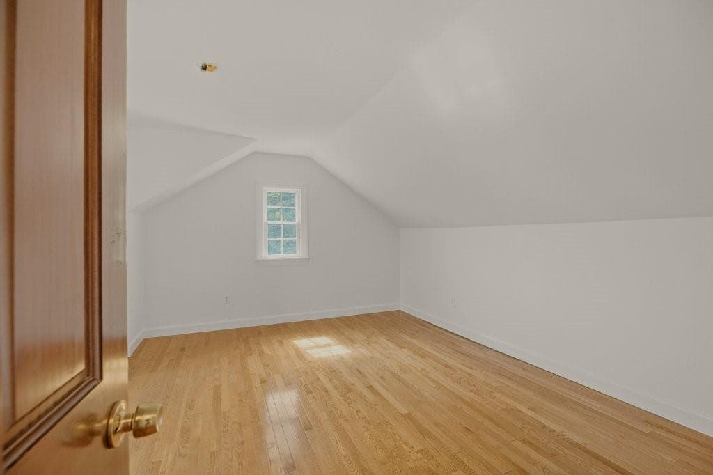 Single Family Residence at 139 Lambie Circle, Portsmouth, photo 33 of 50