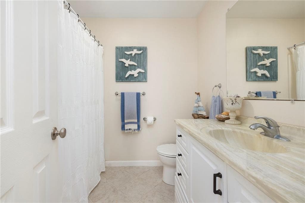 Single Family Residence at 388 Shore acres Avenue, North Kingstown, photo 23 of 31