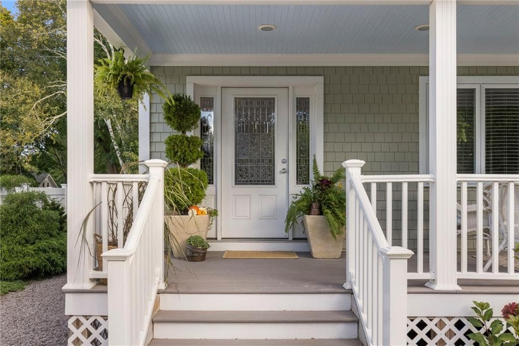 Single Family Residence at 388 Shore acres Avenue, North Kingstown, photo 5 of 31