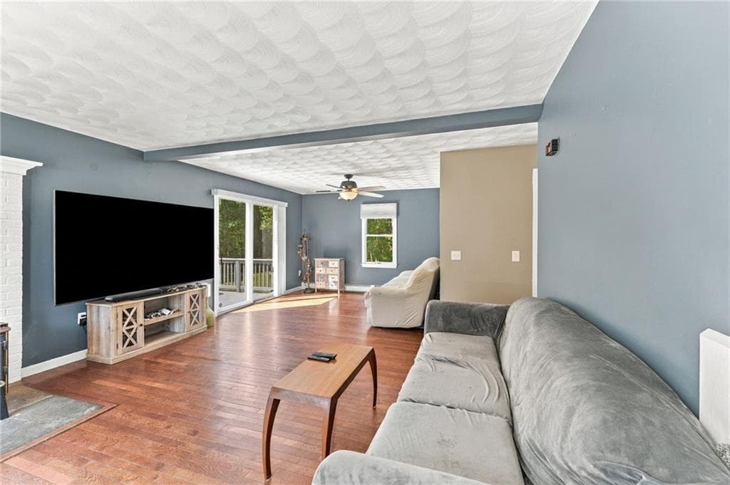 Single Family Residence at 10 Erin Drive, South Kingstown, photo 13 of 43