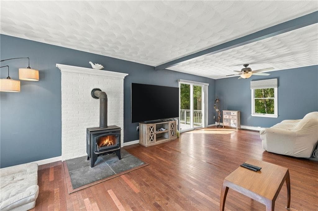 Single Family Residence at 10 Erin Drive, South Kingstown, photo 12 of 43
