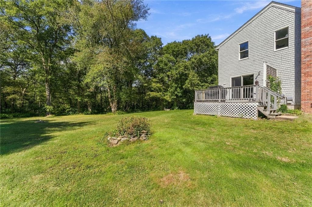 Single Family Residence at 10 Erin Drive, South Kingstown, photo 4 of 43
