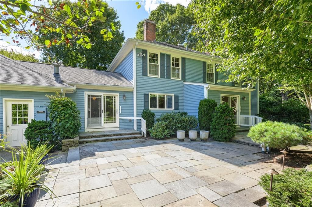 Single Family Residence at 3 Lighthouse Lane, Barrington, photo 30 of 39
