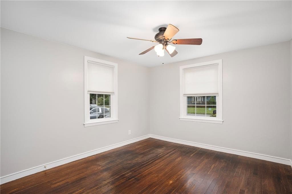 Single Family Residence at 37 Haverford Road, Warwick, photo 15 of 27