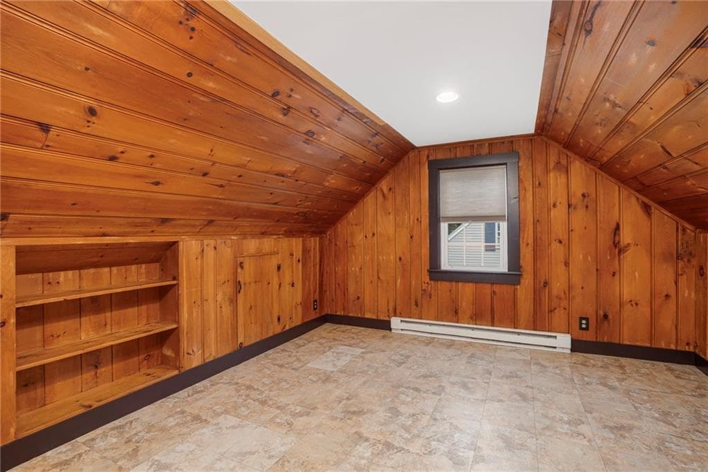 Single Family Residence at 37 Haverford Road, Warwick, photo 21 of 27