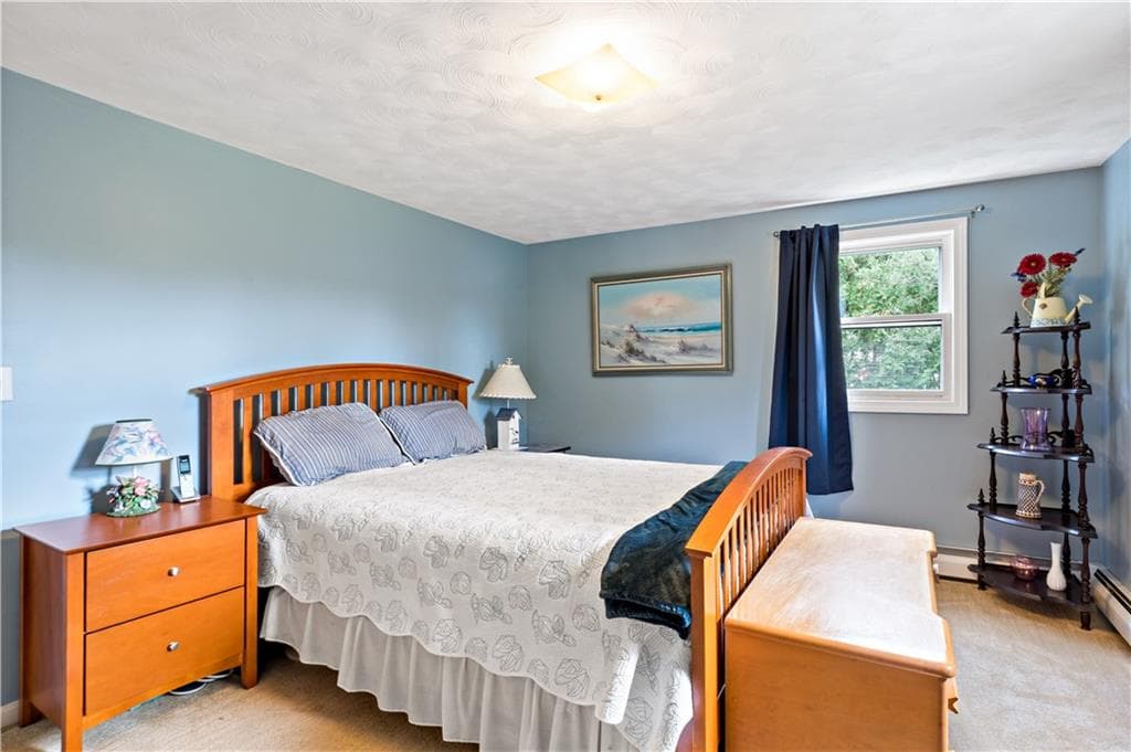 Single Family Residence at 975 Anthony Road, Portsmouth, photo 26 of 38