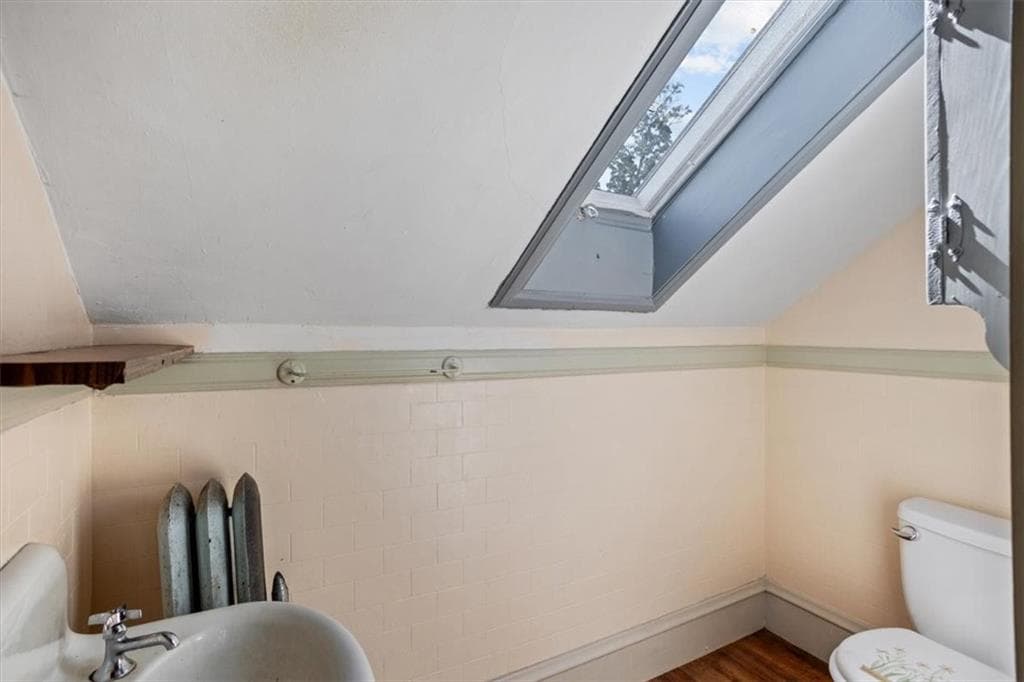 Single Family Residence at 246 Lenox Avenue, Providence, photo 36 of 49