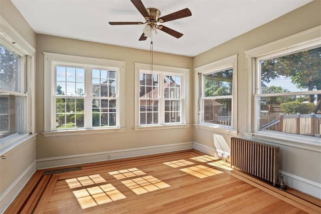 Single Family Residence at 246 Lenox Avenue, Providence, photo 11 of 49