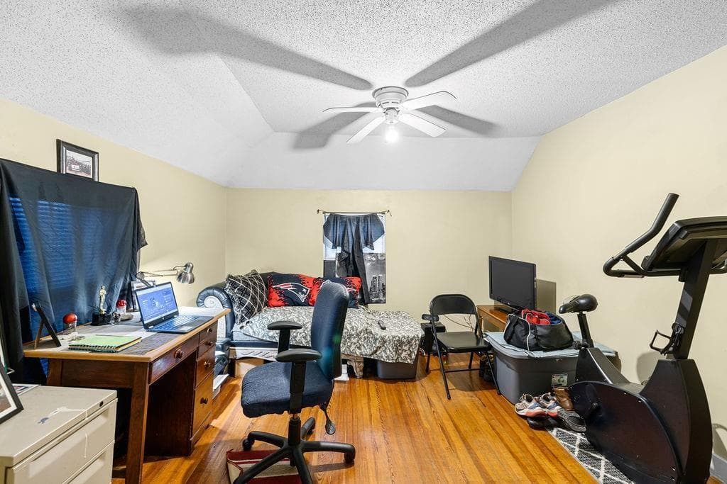 Commercial at 517 511 High Street, Central Falls, photo 10 of 40