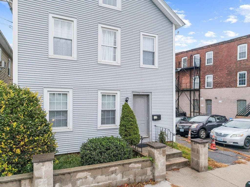 Commercial at 517 511 High Street, Central Falls, photo 4 of 40