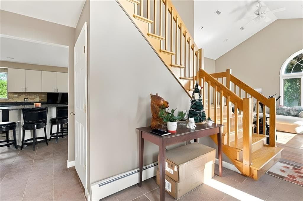Single Family Residence at 8 Lake View Court, Johnston, photo 6 of 23