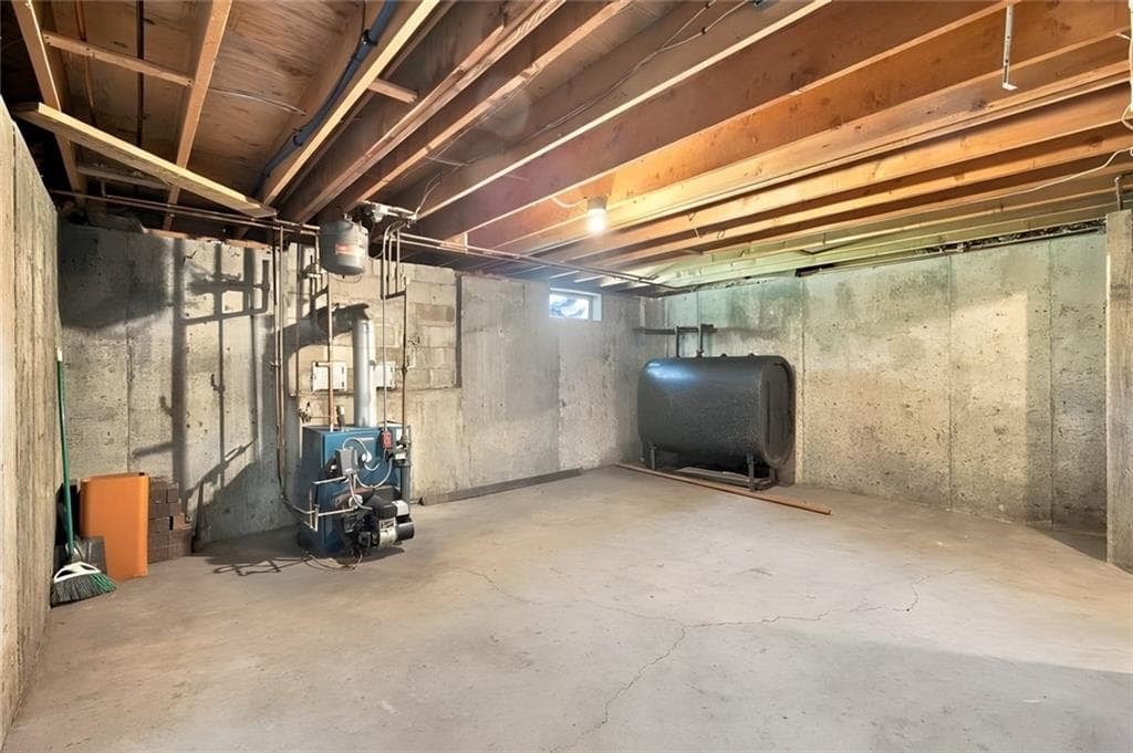 Single Family Residence at 8 Lake View Court, Johnston, photo 22 of 23