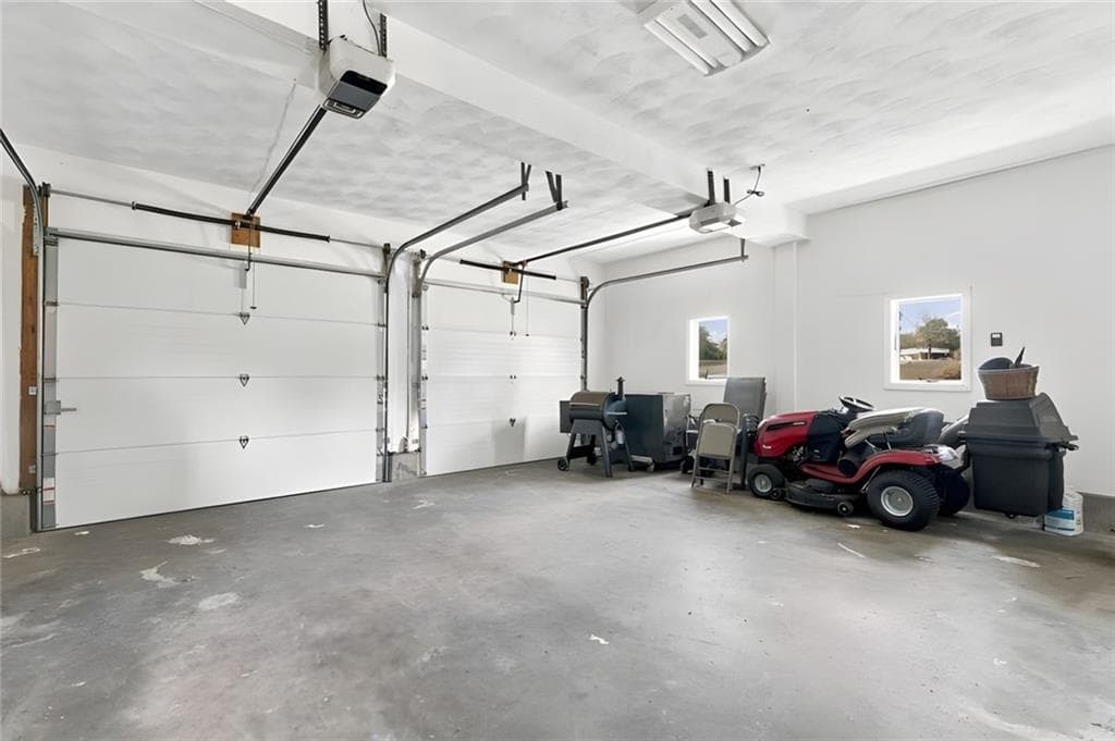 Single Family Residence at 8 Lake View Court, Johnston, photo 19 of 23