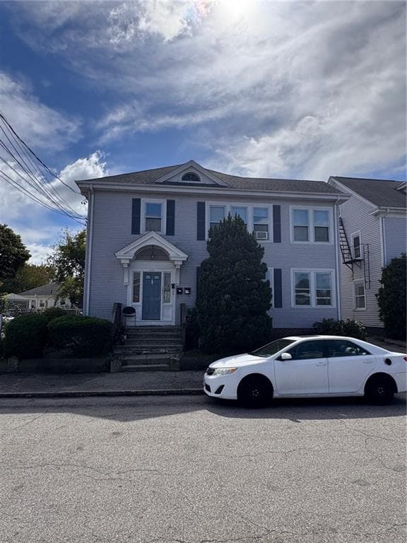 Multi Family at 189 Vine Street, Pawtucket, photo 2 of 5
