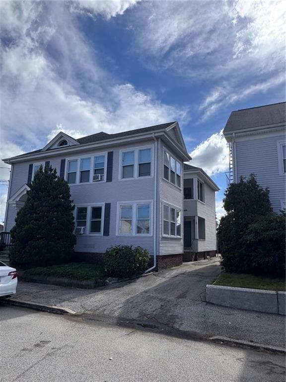 Multi Family at 189 Vine Street, Pawtucket, photo 3 of 5