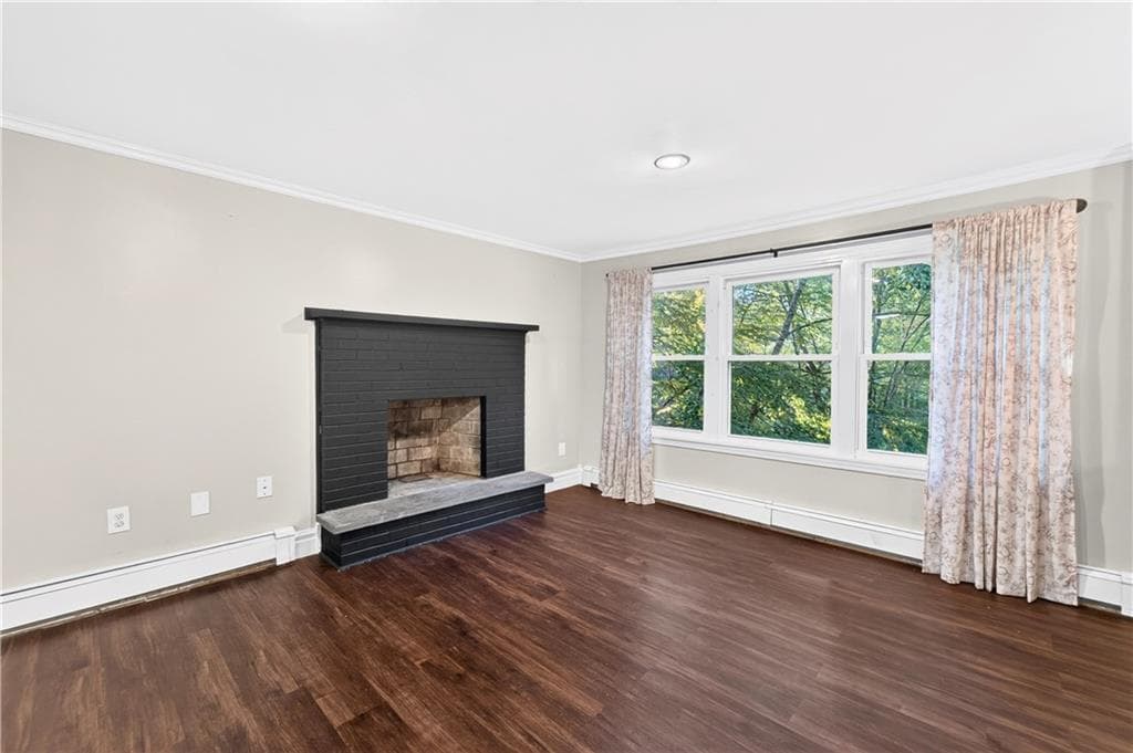 Single Family Residence at 543 Main Street, Hopkinton, photo 11 of 47