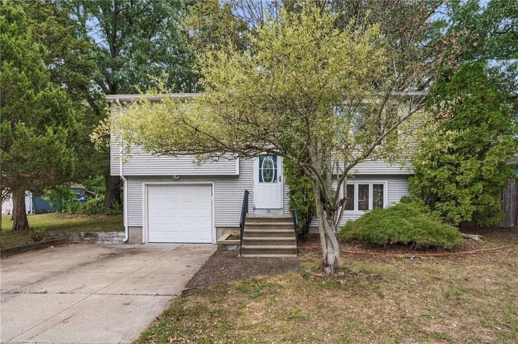 Single Family Residence at 15 Atlantic Avenue, North Providence, photo 32 of 32