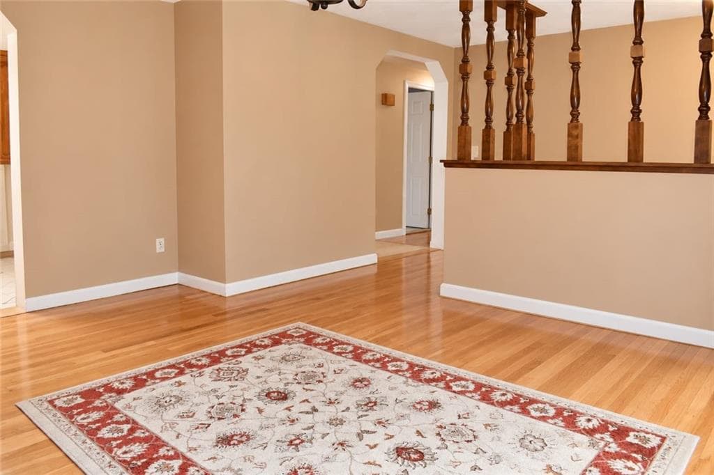 Single Family Residence at Coventry, photo 8 of 36