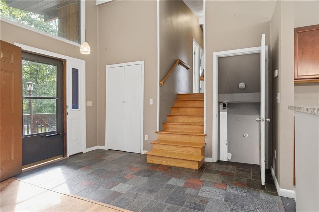 Single Family Residence at 36 Wentworth Street, North Providence, photo 12 of 38