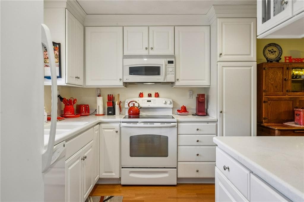 Condominium at 56 Meghan Lane UNIT 56, North Kingstown, photo 6 of 27