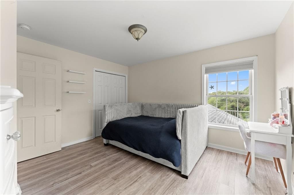 Single Family Residence at 39 Moonlight Drive, Westerly, photo 25 of 43