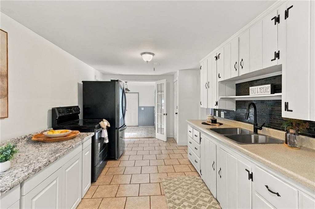 Multi Family at 657 659 Danielson Pike, Scituate, photo 12 of 50