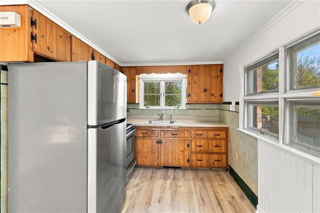 Multi Family at 657 659 Danielson Pike, Scituate, photo 41 of 50