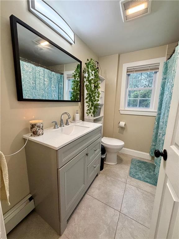 Single Family Residence at 31 Regina Drive, Johnston, photo 11 of 26