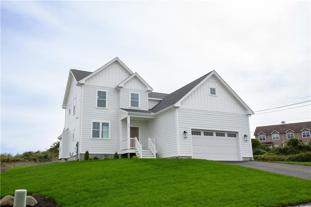 Single Family Residence at 153 Revolution Way, Middletown, photo 17 of 38