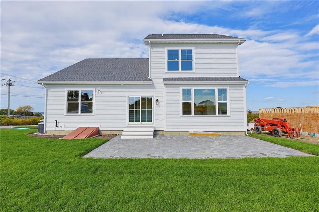 Single Family Residence at 153 Revolution Way, Middletown, photo 22 of 38